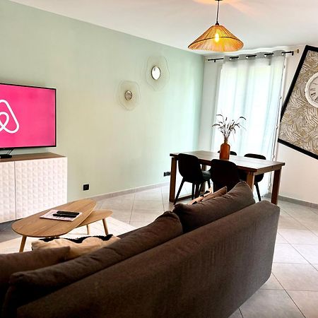 Appart' Calme - 48M² - Proche Versailles - Paris Elancourt Ngoại thất bức ảnh