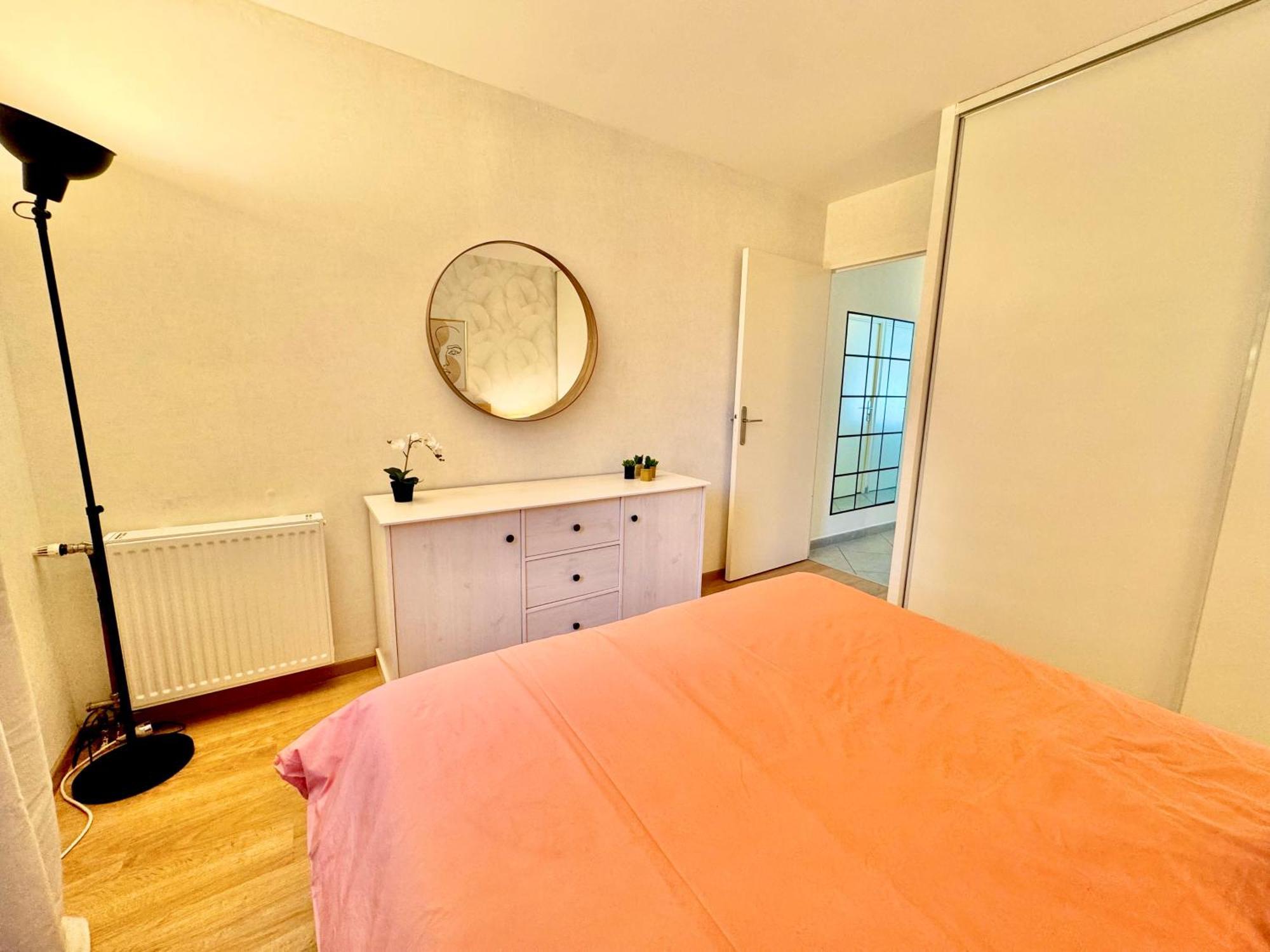 Appart' Calme - 48M² - Proche Versailles - Paris Elancourt Ngoại thất bức ảnh