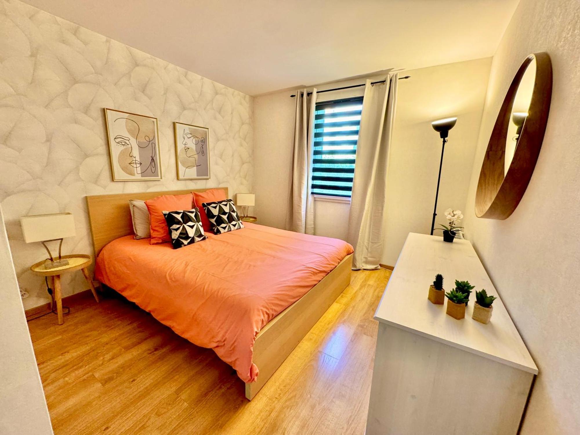 Appart' Calme - 48M² - Proche Versailles - Paris Elancourt Ngoại thất bức ảnh